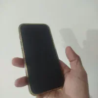 اپل iPhone 15 Pro با حافظهٔ ۲۵۶ گیگابایت