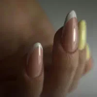 خواستار مدل کاشت ناخن