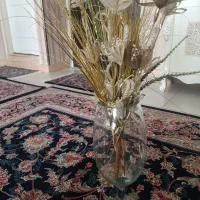 گل وگلدان