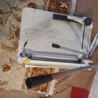 گیوتین کاملا سالم
