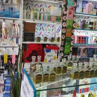 دکور ایستاده و کانتر  در حد نو|فروشگاه و مغازه|قم, زاویه|دیوار