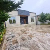 فلت۲۴۰متری سه خوابه،سرسبز و مشجر،کاملا بافت مسکونی