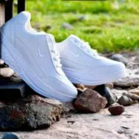 کفش راحتی روزانه برای پیاده‌روی