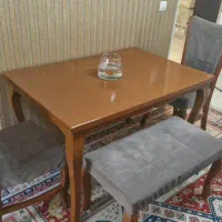 میز ناهار خوری چهار نفره کلاسیک