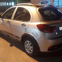 کوئیک نقره ای۱۴۰۲|خودرو سواری و وانت|چهارباغ, |دیوار