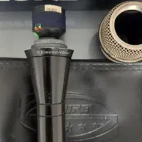 میکروفن حرفه‌ای‌ ارجینال شرکتی|سیستم صوتی خانگی|تبریز, |دیوار