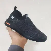 تعدادی کفش نو اسپرت|کیف، کفش، کمربند|شیراز, سیاه سنگ|دیوار