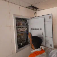 برق صنعتی برقکار لوله کشی جوشکاری رنگکاری نصب کولر