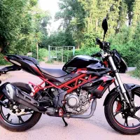 بنلی ۲۵۰ تک سیلندر مدل ۱۴۰۰ کارکرد فقط ۶۰۰۰کیلومتر