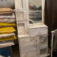مبل و کولر.و میز آرایشی