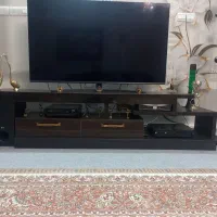 میززیرتلویزیون