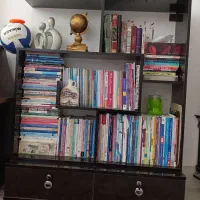آینه کنسول وکتابخانه