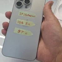 iPhone 15 Pro Max  در حد نو باطری ۹۷٪|موبایل|اصفهان, گلزار|دیوار