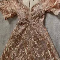 تعدادی لباس مراسم|لباس|پاکدشت, پاکدشت (مامازند)|دیوار