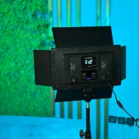 نور فلات u800 rgb|دوربین عکاسی و فیلم‌برداری|تهران, پامنار|دیوار