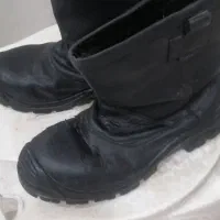 کفش ایمنی نیم بوت