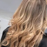استخدام کوپ کاررنگ کار اصلاح کار مژه کار سالن زهره