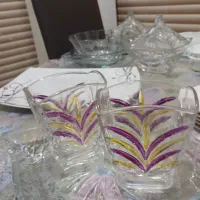 تعدادی ظرف آشپزخانه