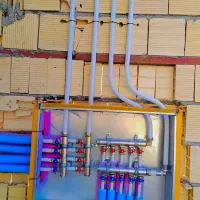 کارگر  لوله کشی که سابقه داشته باشه