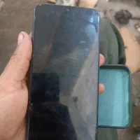 گوشی کاملا سالمه