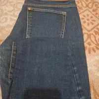 شلوار جین زنانه