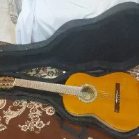 گیتار دست ساز درجه ۱