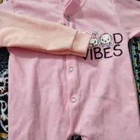 یه خورده لباس نوزادی|کفش و لباس بچه|بم, |دیوار