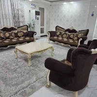 مبل و میز نهارخوری 8 نفره بسیار تمیز و محکم