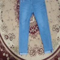 شلوار لی زنانه