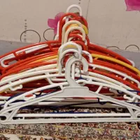 چوب لباسی|بندرخت و رخت‌آویز|شیراز, فرگاز|دیوار