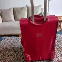 چمدان برزنتی|کیف، کفش، کمربند|رشت, نظری|دیوار