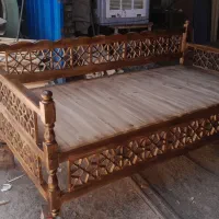 تخت سنتی تاجدار|مبلمان خانگی و میز عسلی|اصفهان, گرکان|دیوار