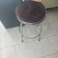 چند عدد. صندلی اپنی