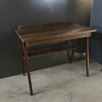 میز تحریر|میز تحریر و کامپیوتر|نظرآباد, نظرآباد|دیوار