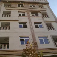 آپارتمان-سه-خوابه-خوش-نقشه-170-متر-جنب-پل-معلم