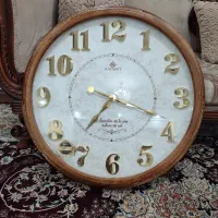 ساعت دیواری عقربه ای
