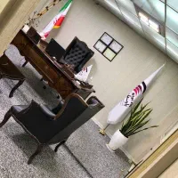 کارمند اداری خانم