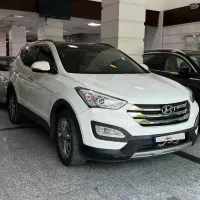سانتافه خودروهای موجود در نمایشگاه