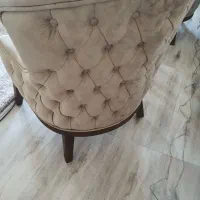 یکدست مبلمان ۵نفره|مبلمان خانگی و میز عسلی|اصفهان, سپاهان‌شهر|دیوار