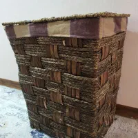 سبد حصیری در دار