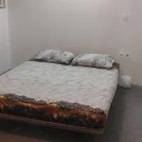 تشک خوشخواب|تشک تختخواب|شیراز, فرهنگ شهر|دیوار