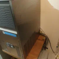 تجهیزات کافه.یخساز.کابینت.بلندر وغیره|کافیشاپ و رستوران|فردیس, منظریه|دیوار