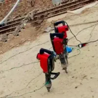 کاردژبر و پیکور وتعمیر ساختمان