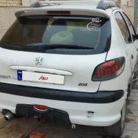 ماشین ۲۰۶ رنگ صفید صدفی|خودرو سواری و وانت|قم, شهرک مهدیه|دیوار