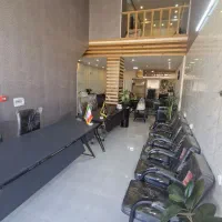 جذب مشاور خانوم و اقا در دفتر املاک ۵ستاره