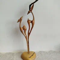 مجسمه آهو چوبی