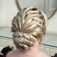 اجاره لاین زیبابی|خدمات آرایشگری و زیبایی|نیشابور, ابراهیمی|دیوار