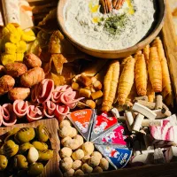 فینگرفود و غذای خانگی تُم