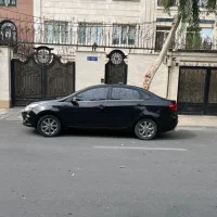 جک j4 مدل ۴۰۲