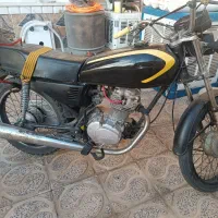 یک دستگاه موتور سکلیت مزایده هوندا